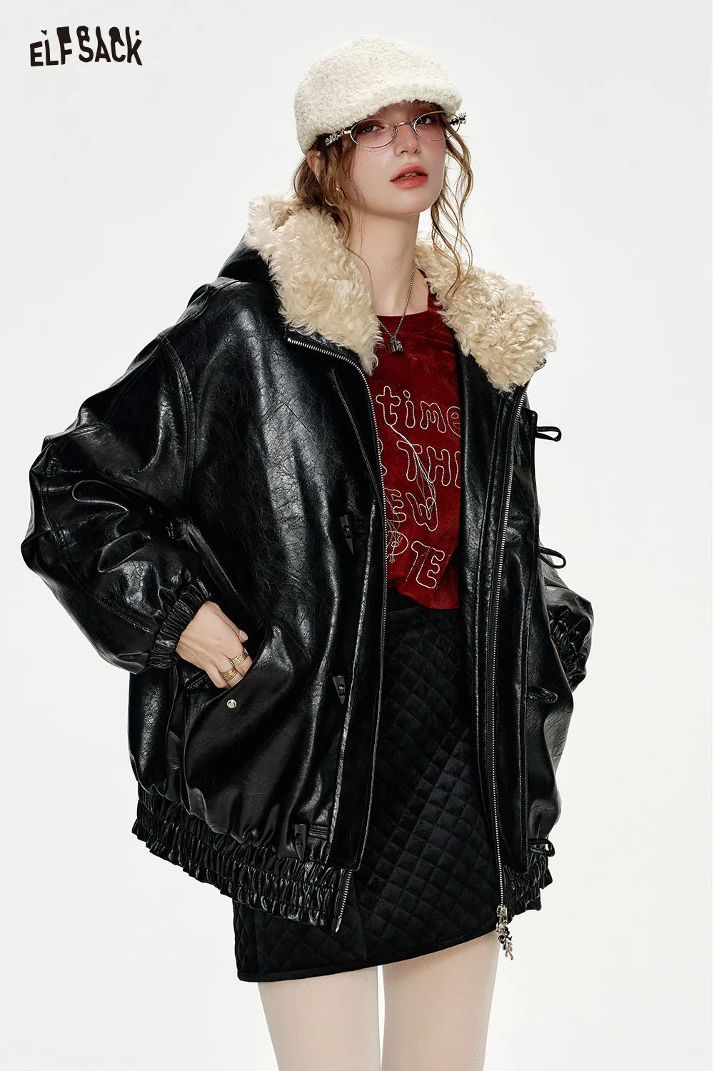 ELFSACK 2024 Winter New Arrivals PU Black Large Faux Fur Collar Horn Button Leather Jacket