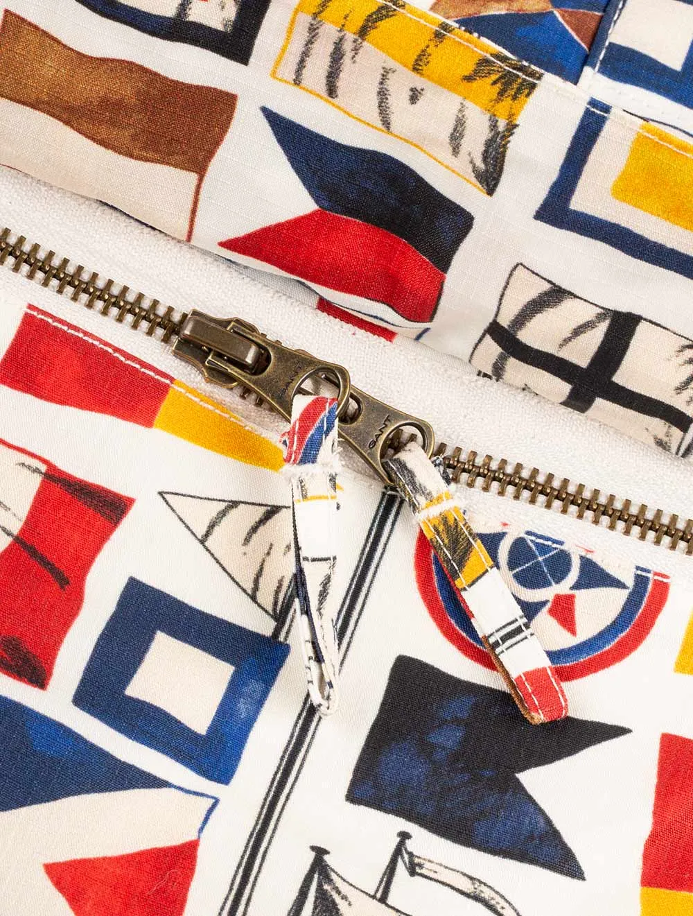 Rough Weather Flag Anorak Cream